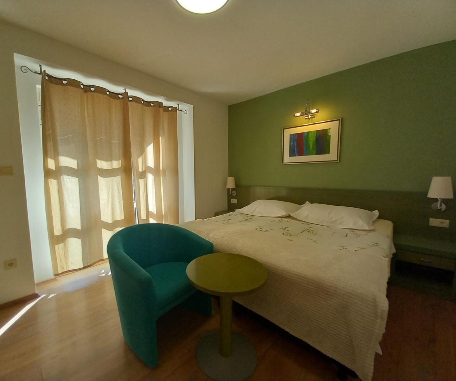 Apartmani Mistral 마카르스카 객실 사진